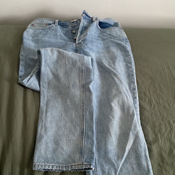 Aritzia Jeans - Picture 4 of 4